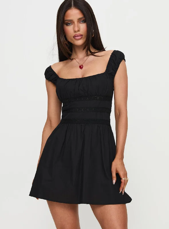 Peonia Lace Mini Dress Black