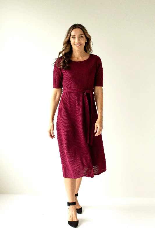 'Ruby' Tie Waist Knit Midi Dress in Burgundy